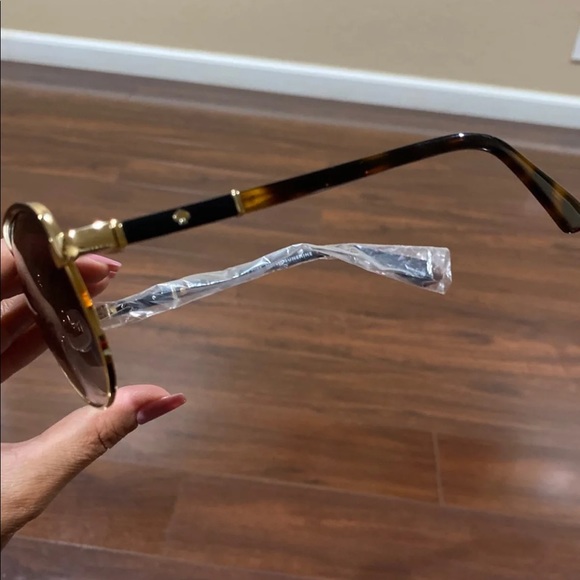 Kate Spade Sunglasses - Picture 3 of 5